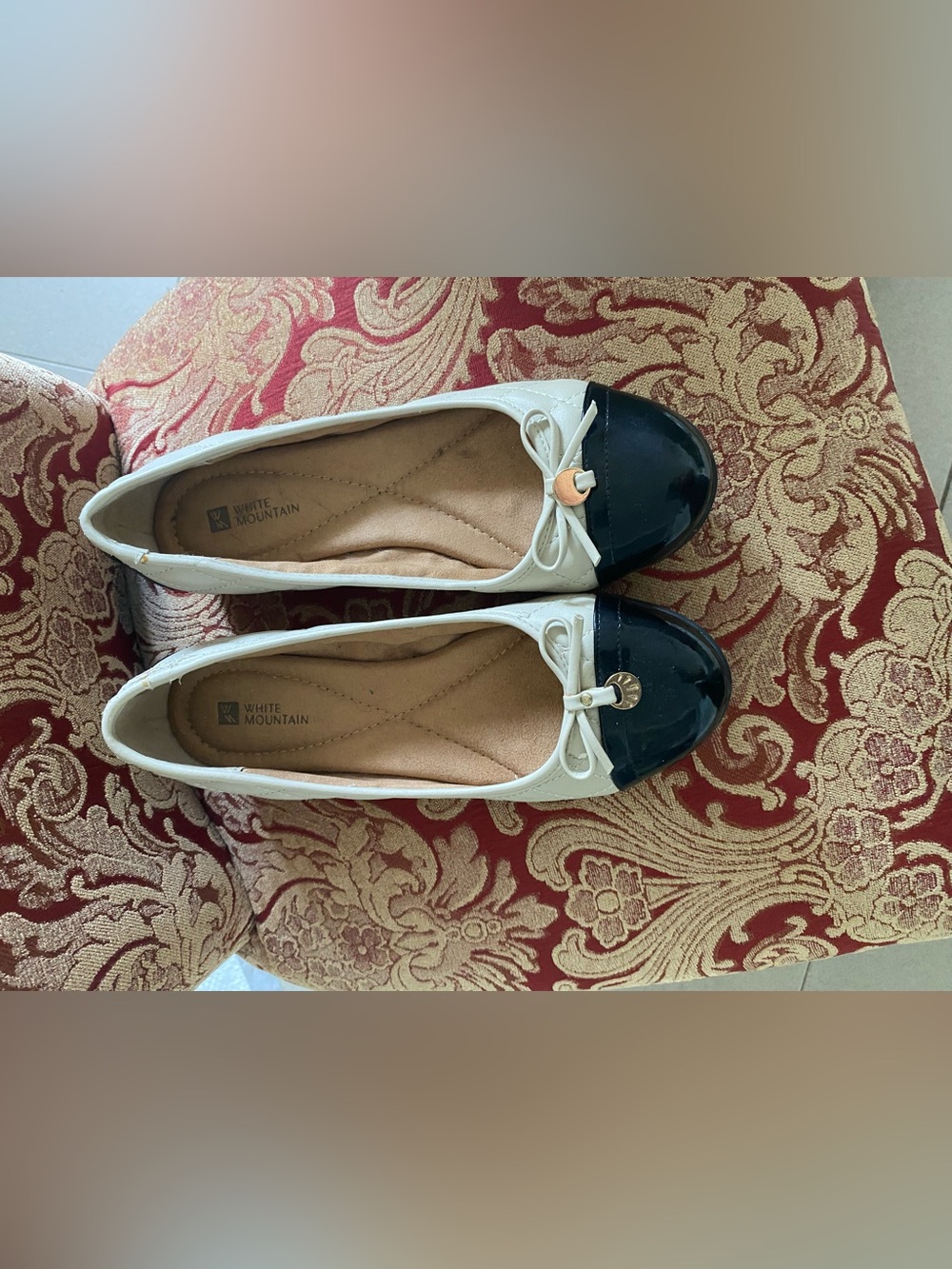 White Mountain Two-Tone Black and Cream Bow Ballet Flats